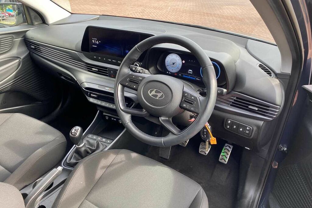 Hyundai Bayon 1.0 Tgdi Premium FH74PJU Grey #5