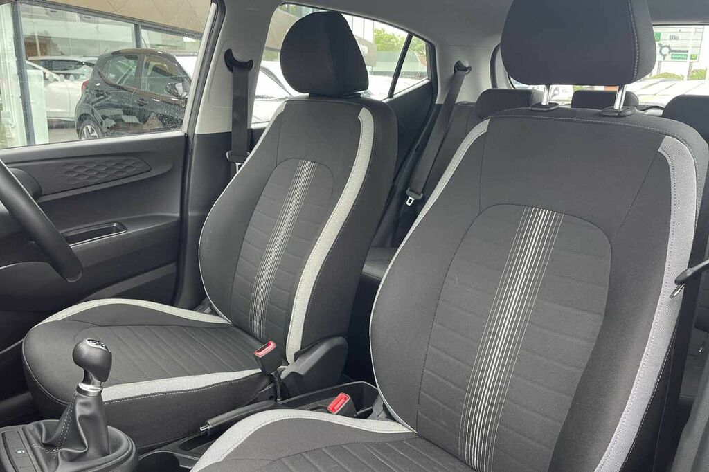 Hyundai I10 Hatchback Blue #9