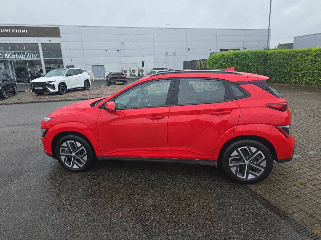 Hyundai Kona 100Kw Se Connect 39Kwh LD72TUO Red #4