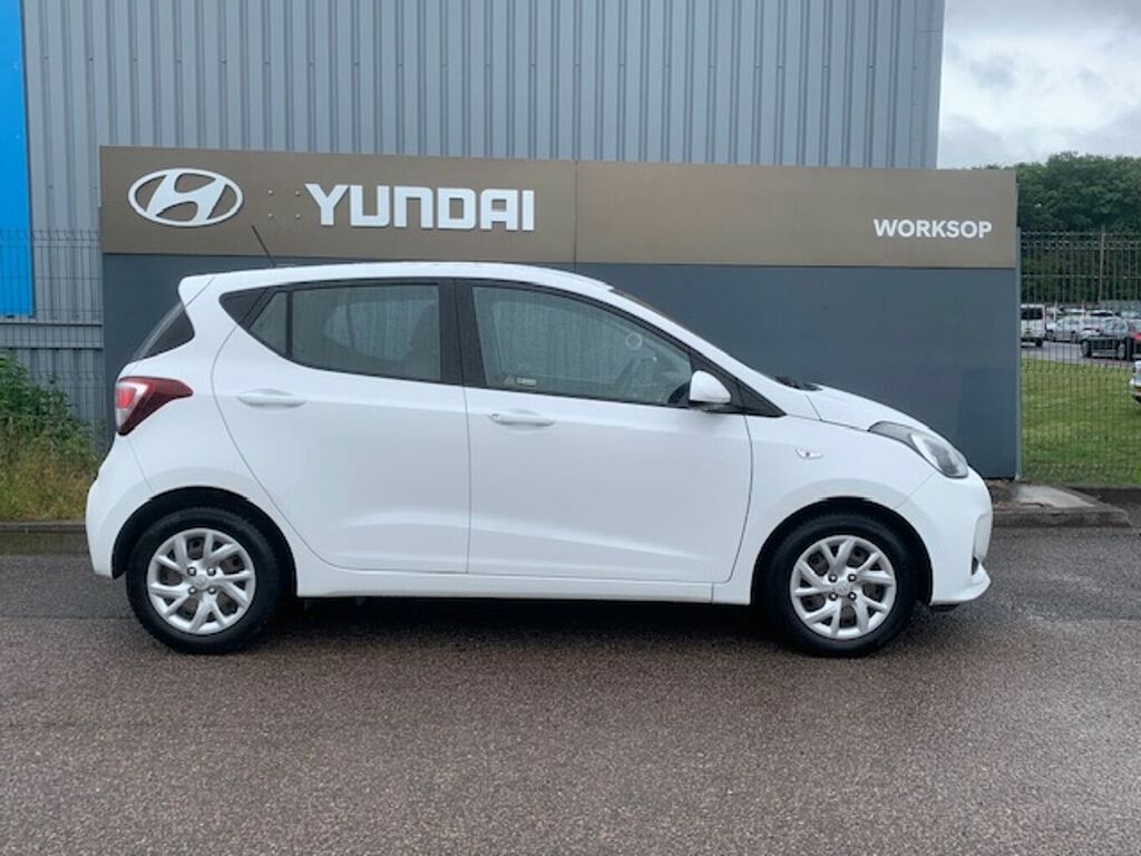 Hyundai I10 1.2 Se YM66ZJN White #3