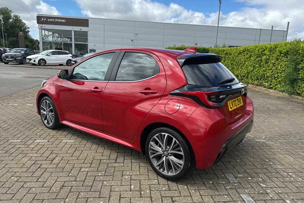 Toyota Yaris 1.5 Hybrid Excel Cvt LV72ZHX Red #2