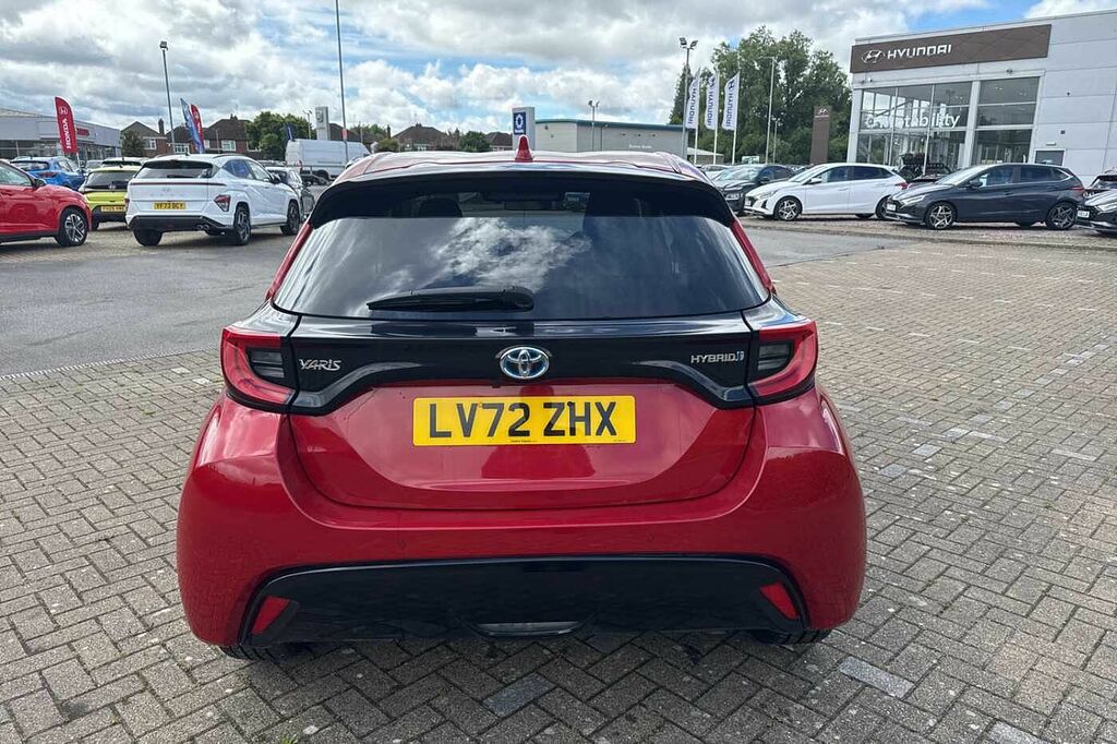 Toyota Yaris 1.5 Hybrid Excel Cvt LV72ZHX Red #5