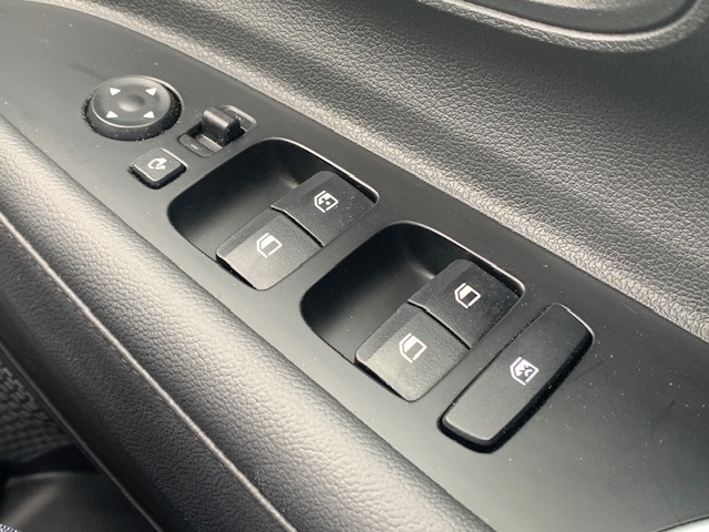 Hyundai Bayon Premium Blue #25