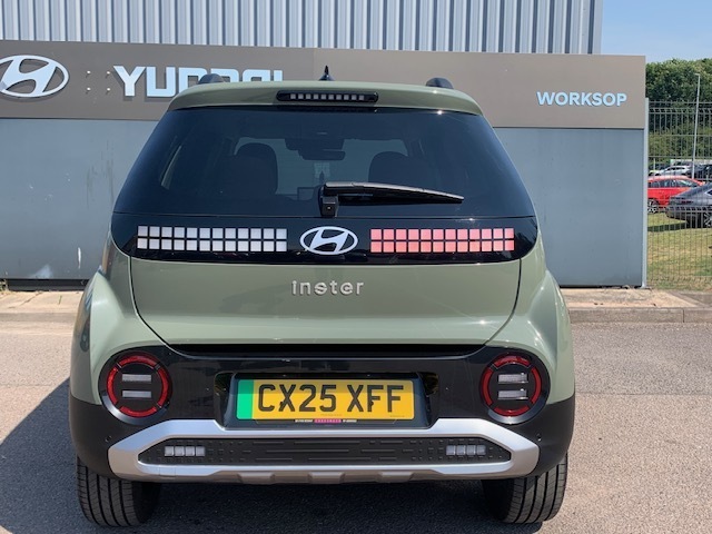 Hyundai Inster Long Range 49Kwh Cross Beige #8