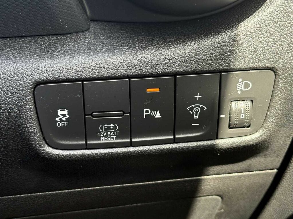 Hyundai Kona Premium Grey #22