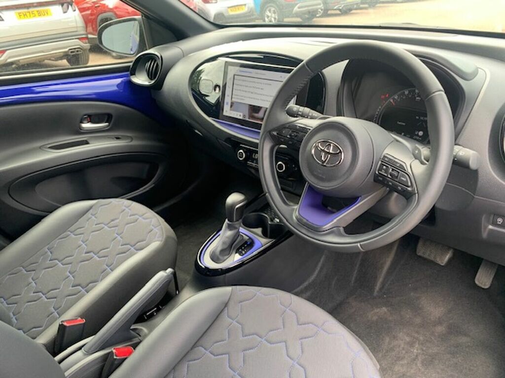 Toyota Aygo X Edge Beige #10