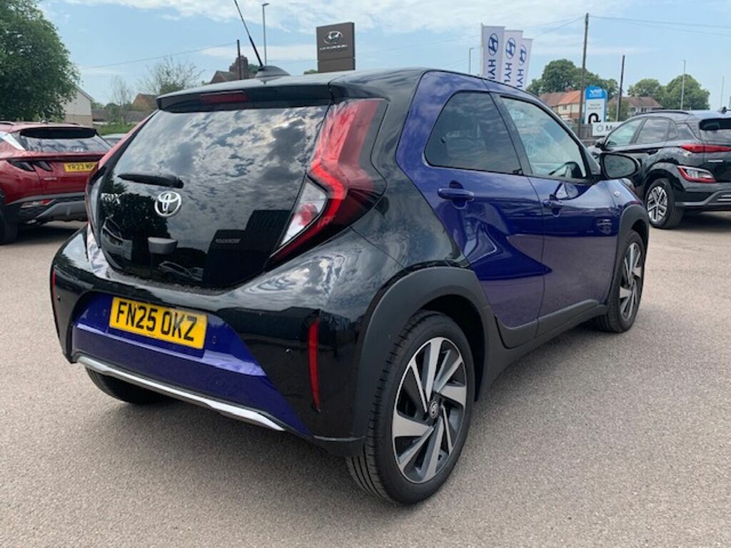 Toyota Aygo X Edge Beige #31