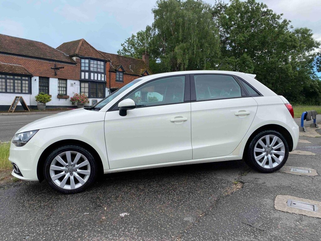 Audi A1 1.4 Tfsi Sport Sportback Euro 5 Ss YJ14TFA White #6