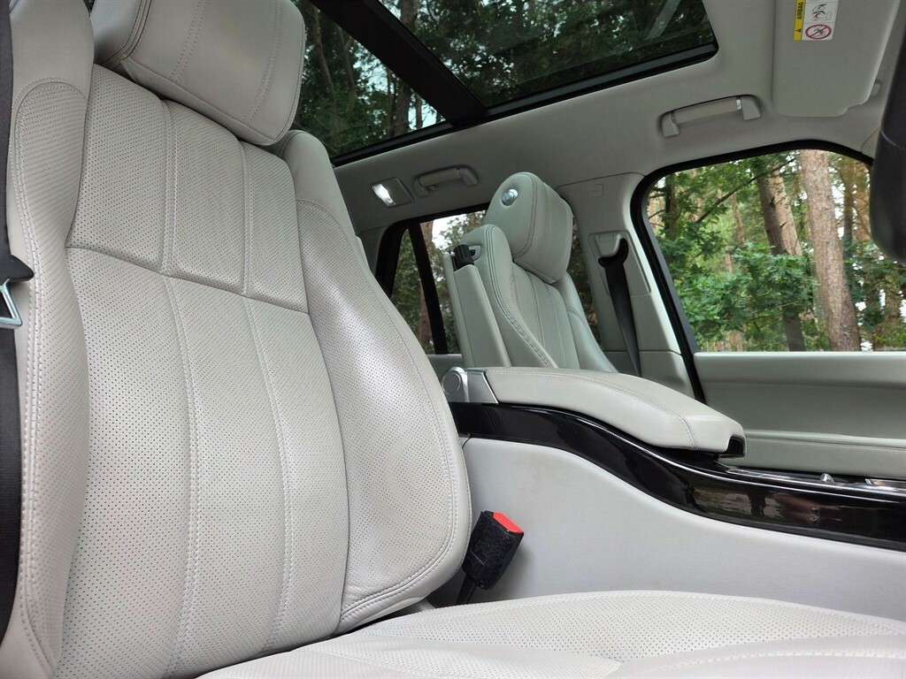 Land Rover Range Rover V8 Autobiography Green #2