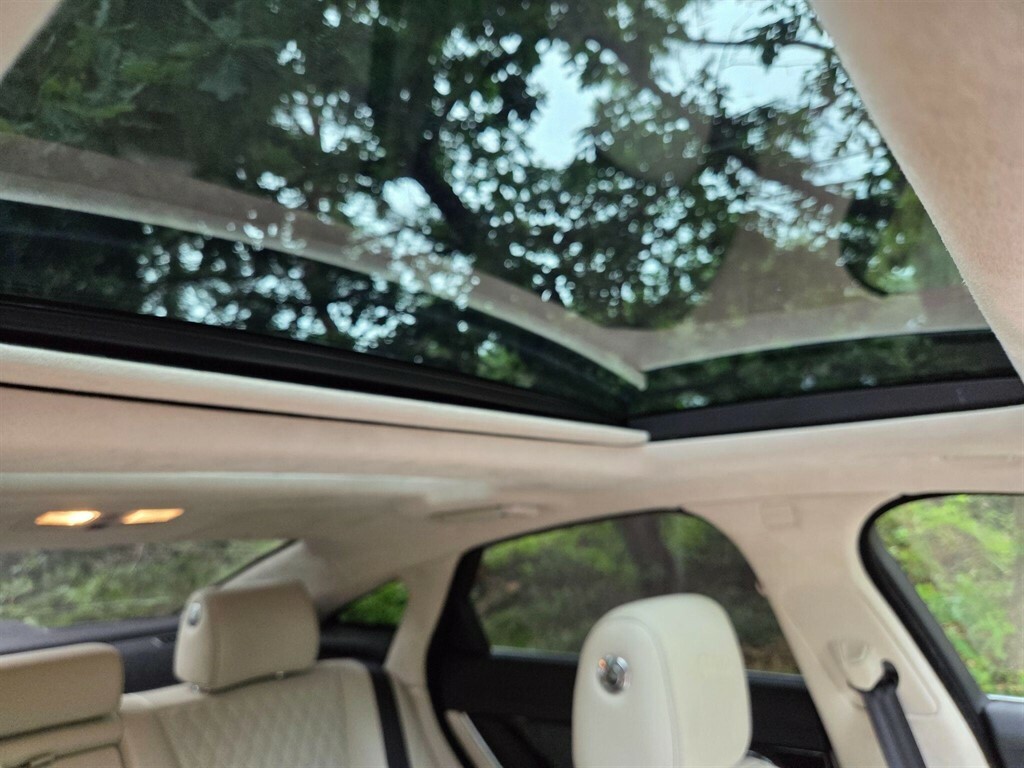 Jaguar XJ D V6 Portfolio L Black #27