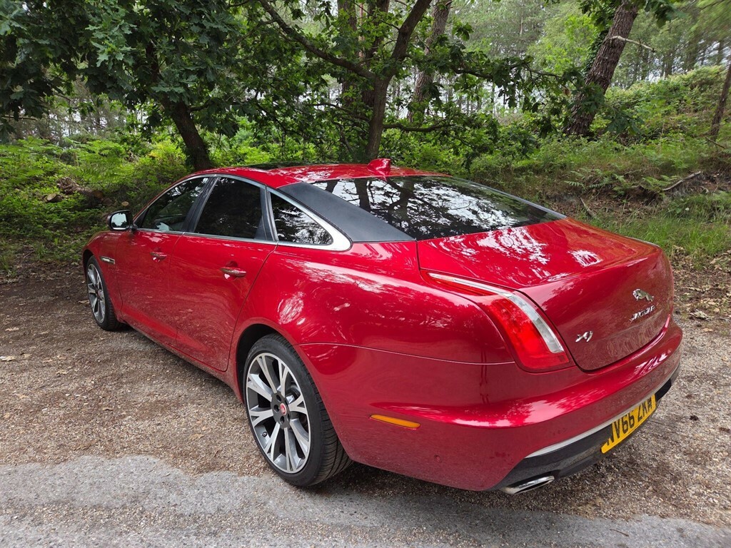 Jaguar XJ D V6 Portfolio L Black #15
