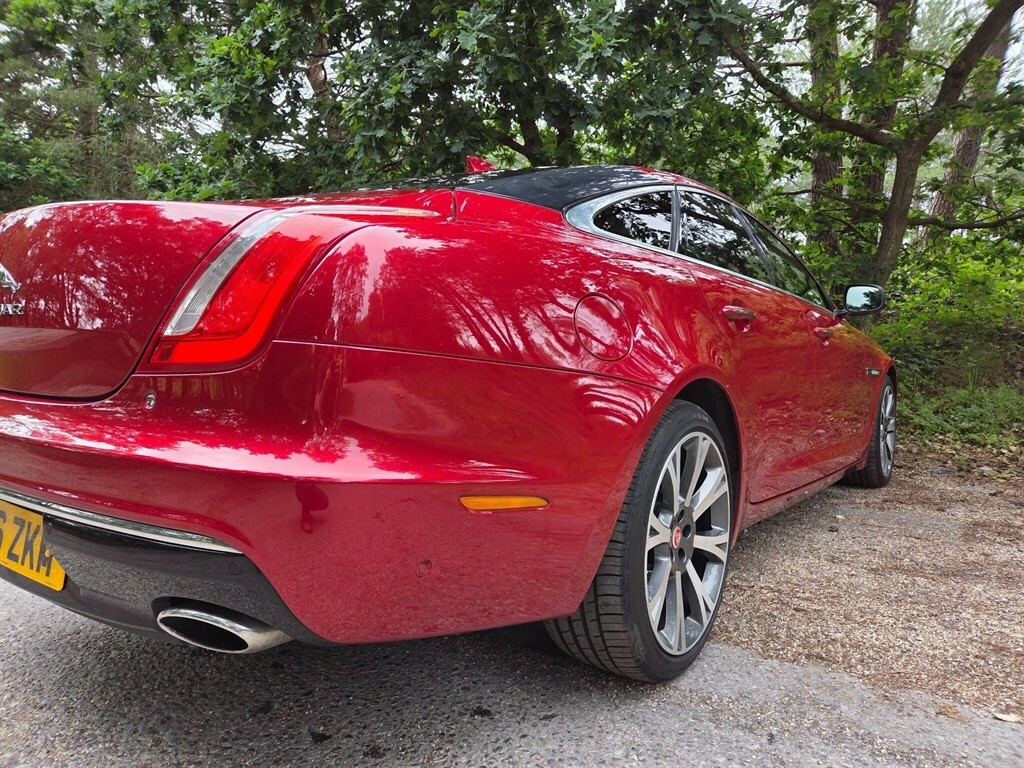 Jaguar XJ D V6 Portfolio L Black #19