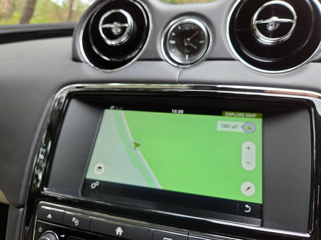 Jaguar XJ D V6 Portfolio L Black #43
