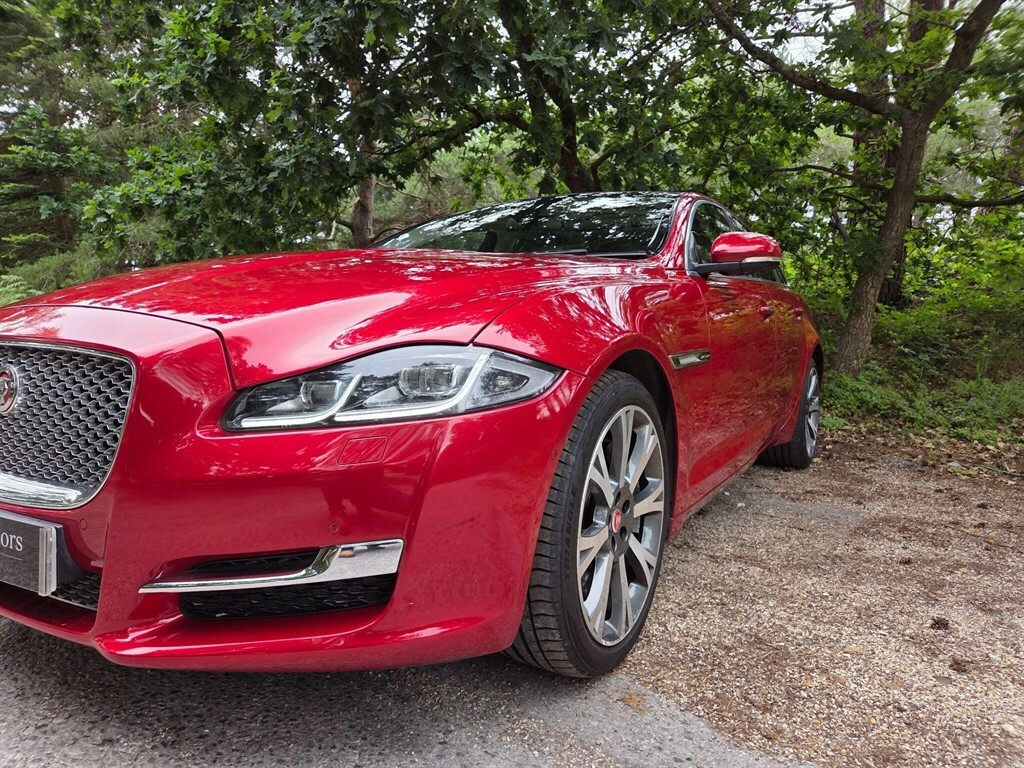 Jaguar XJ D V6 Portfolio L Black #8