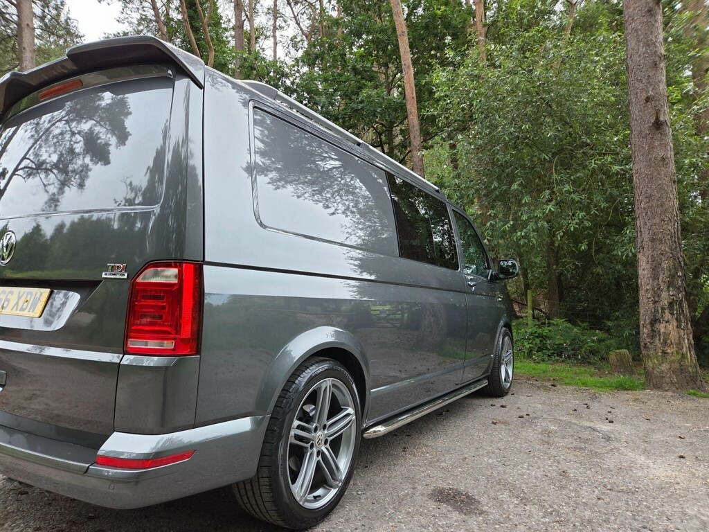 Volkswagen Transporter Transporter T26 Startline Red #19