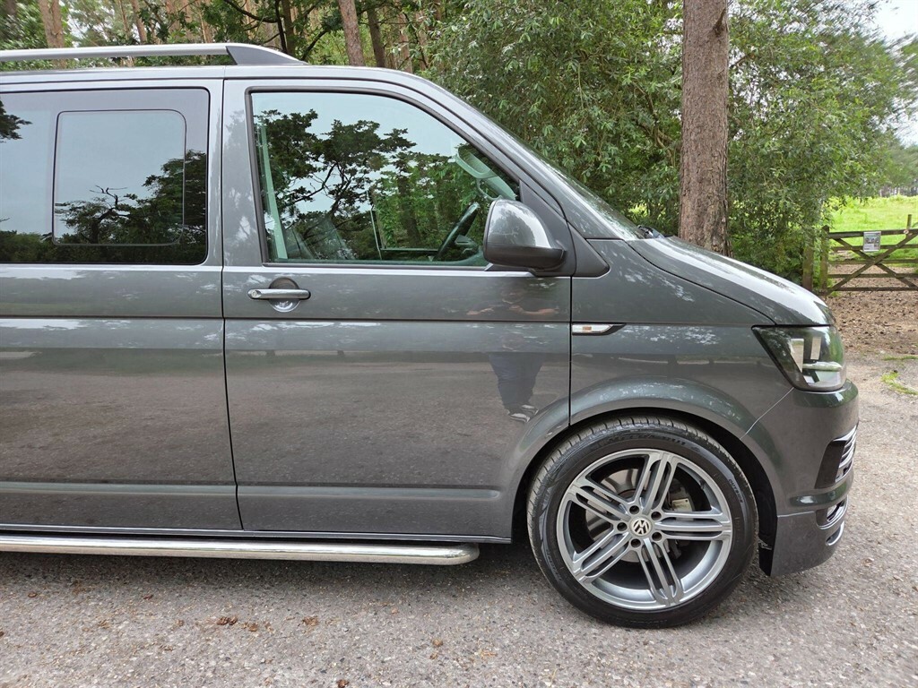 Volkswagen Transporter Transporter T26 Startline Red #24