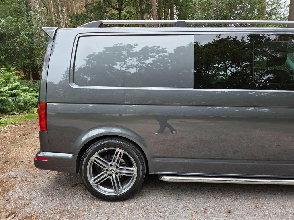 Volkswagen Transporter Transporter T26 Startline Red #22