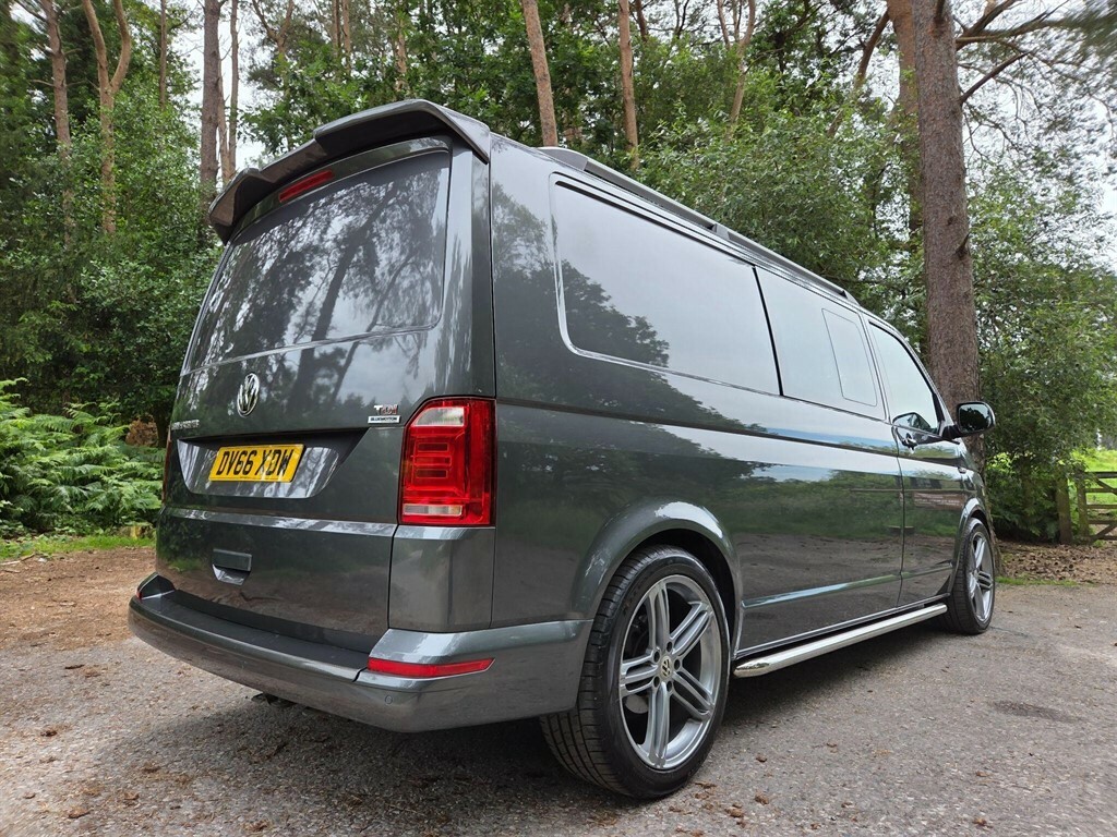 Volkswagen Transporter Transporter T26 Startline Red #20