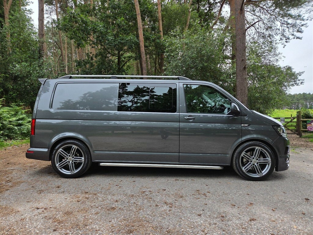 Volkswagen Transporter Transporter T26 Startline Red #23