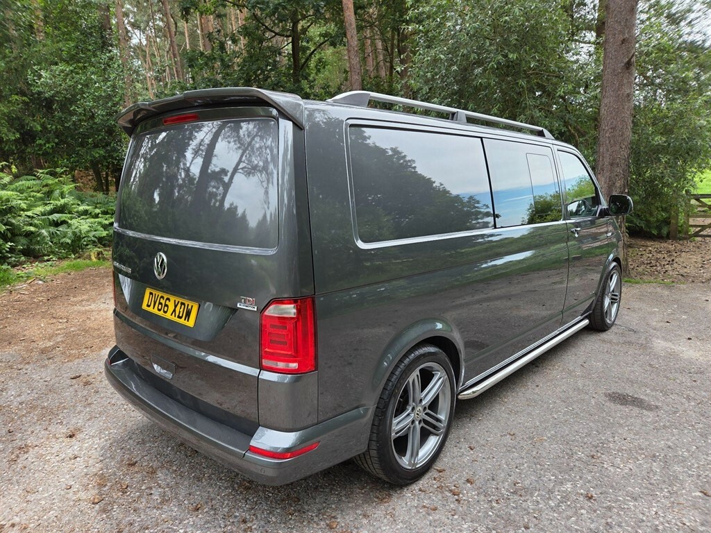 Volkswagen Transporter Transporter T26 Startline Red #21