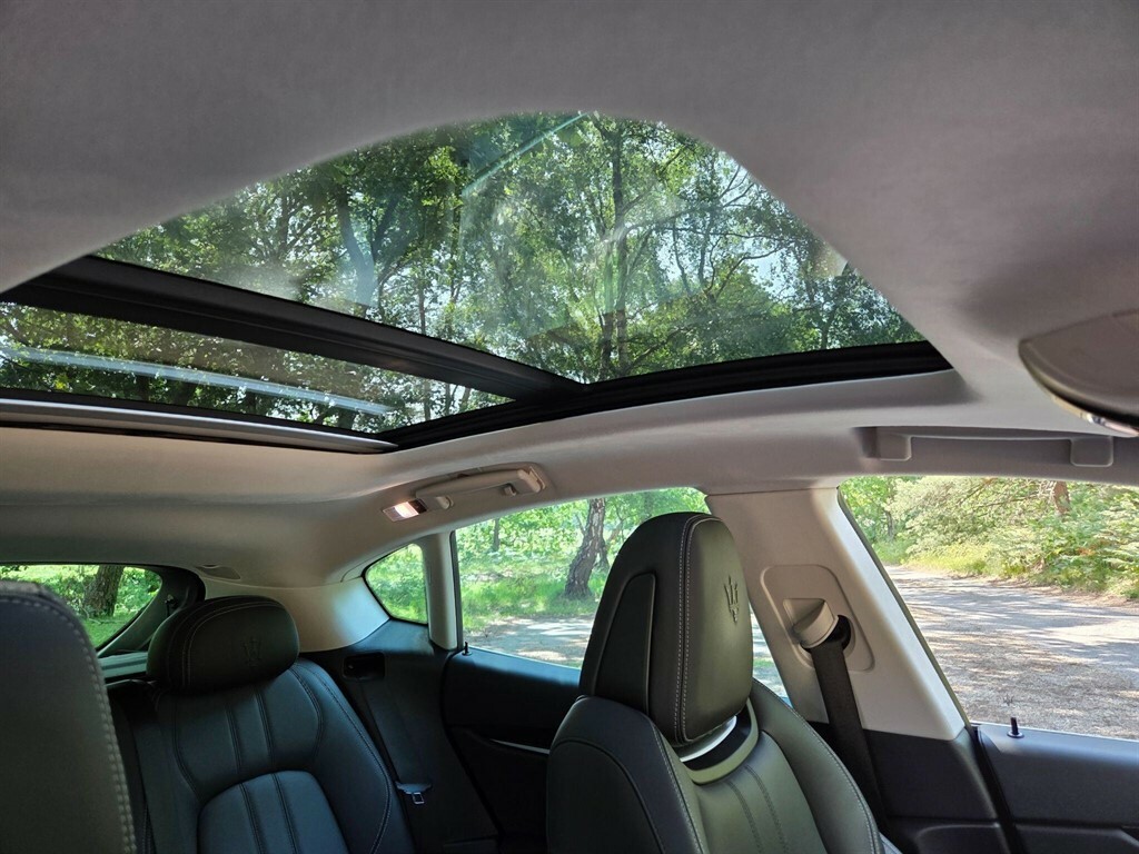Maserati Levante Levante D V6 Blue #35