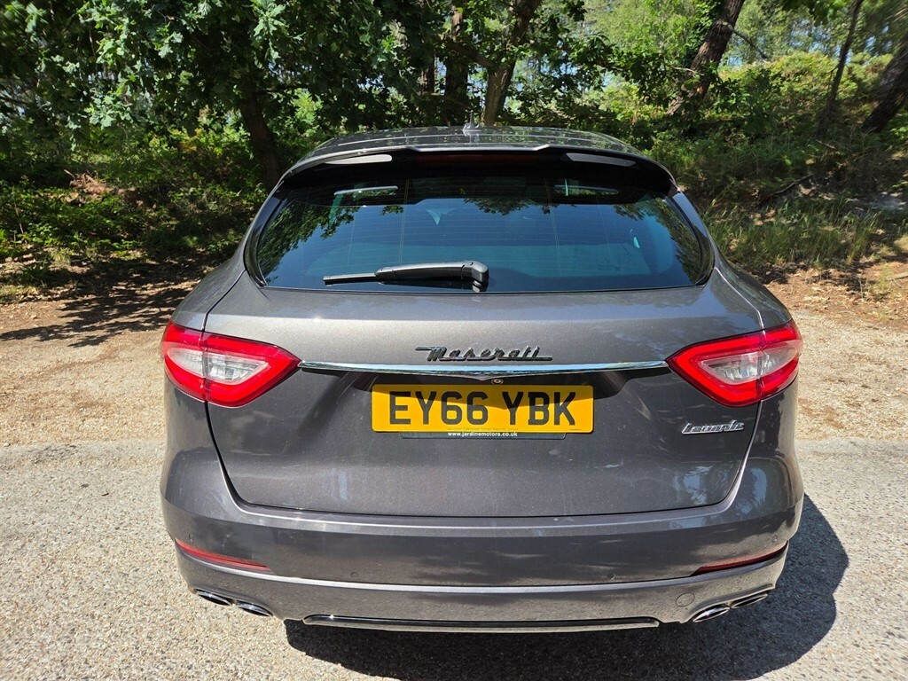 Maserati Levante Levante D V6 Blue #18