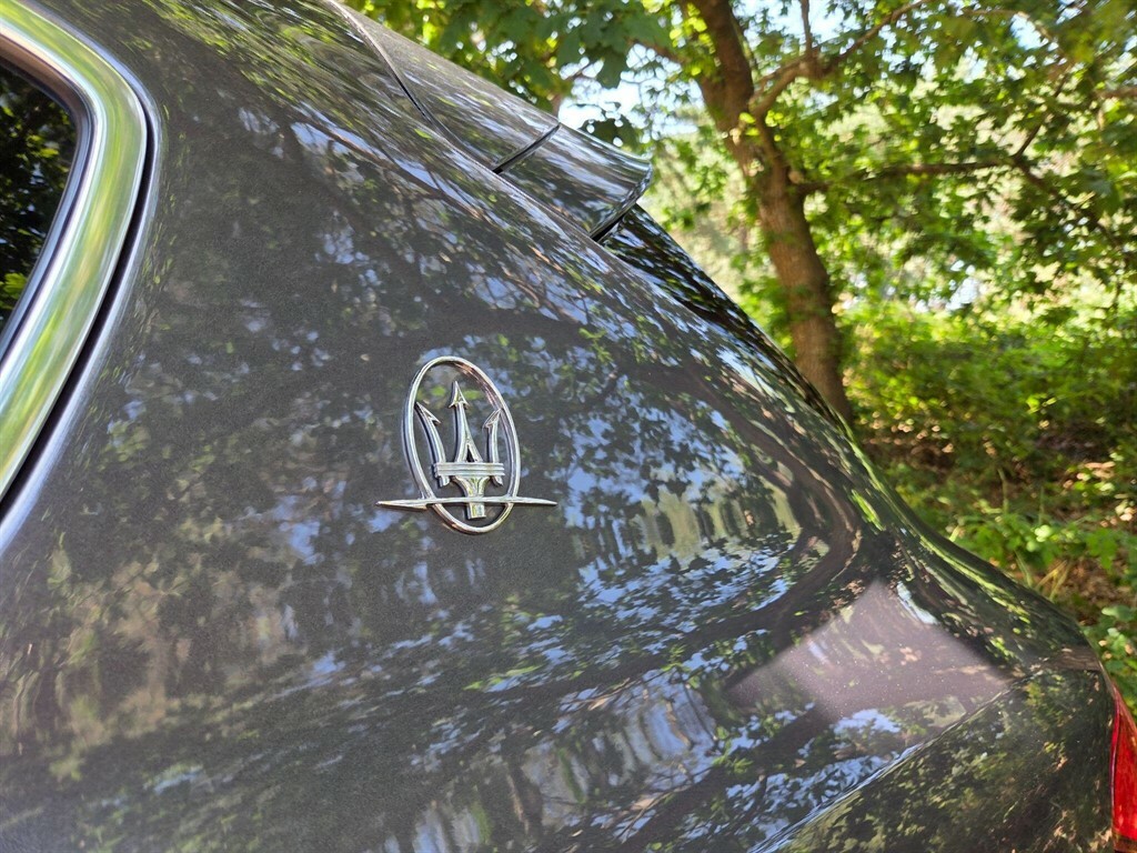 Maserati Levante Levante D V6 Blue #25