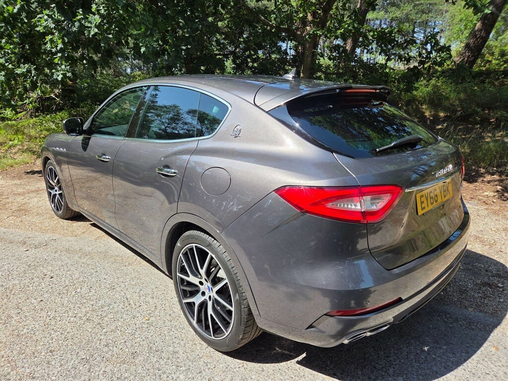Maserati Levante Levante D V6 Blue #15