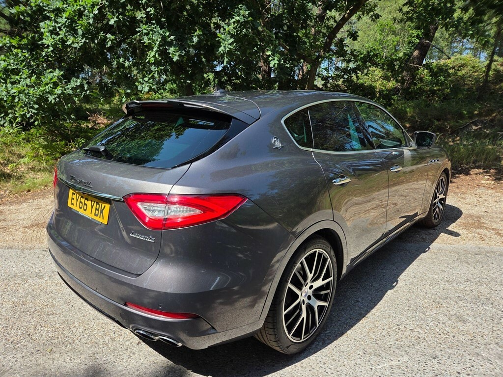Maserati Levante Levante D V6 Blue #21