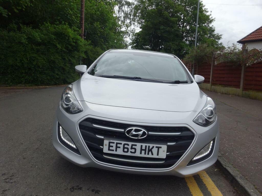 Hyundai I30 1.6 Crdi Blue Drive Se Euro 6 S S EF65HKT Silver #2
