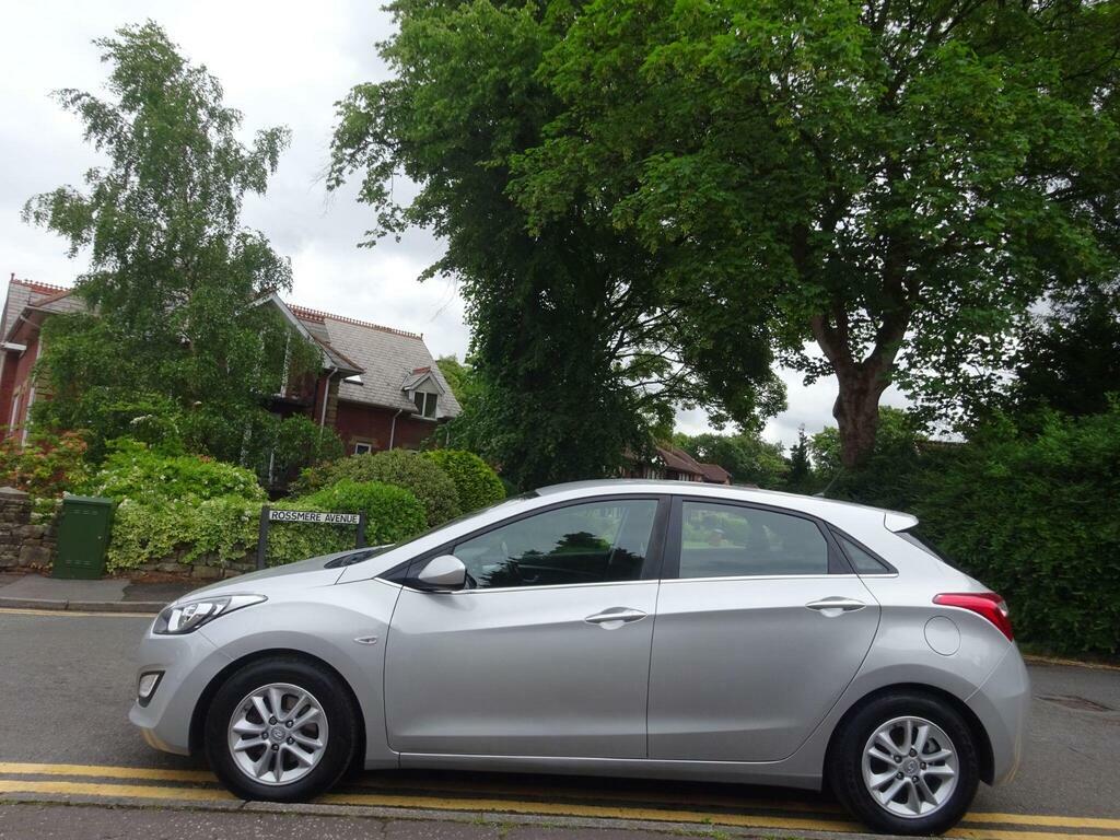 Hyundai I30 1.6 Crdi Blue Drive Se Euro 6 S S EF65HKT Silver #6