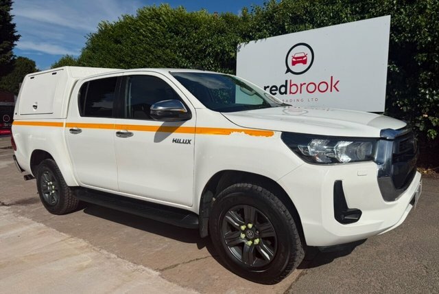 Toyota HILUX 2.4 D-4d Icon Pickup Double Cab 4W White