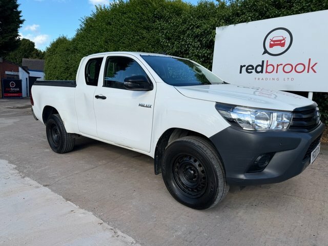 Toyota HILUX 2.4 D-4d Active Pickup Extended Cab Man White