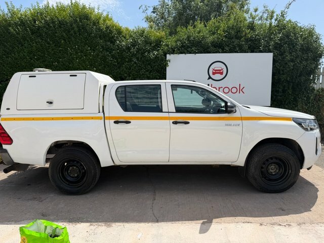 Toyota HILUX 2.4 D-4d Active Extra Pickup Extended Cab Dies White #5