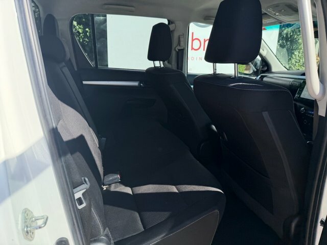 Toyota HILUX 2.4 D-4d Active Single Cab Pickup  #21