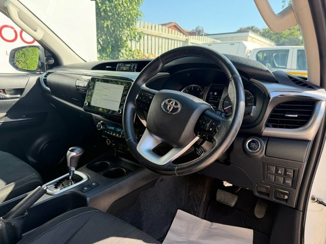 Toyota HILUX 2.4 D-4d Active Single Cab Pickup  #12