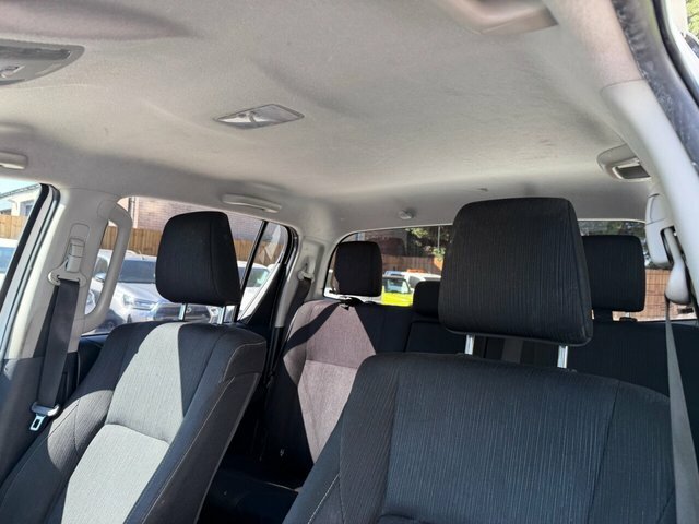 Toyota HILUX 2.4 D-4d Active Single Cab Pickup  #18