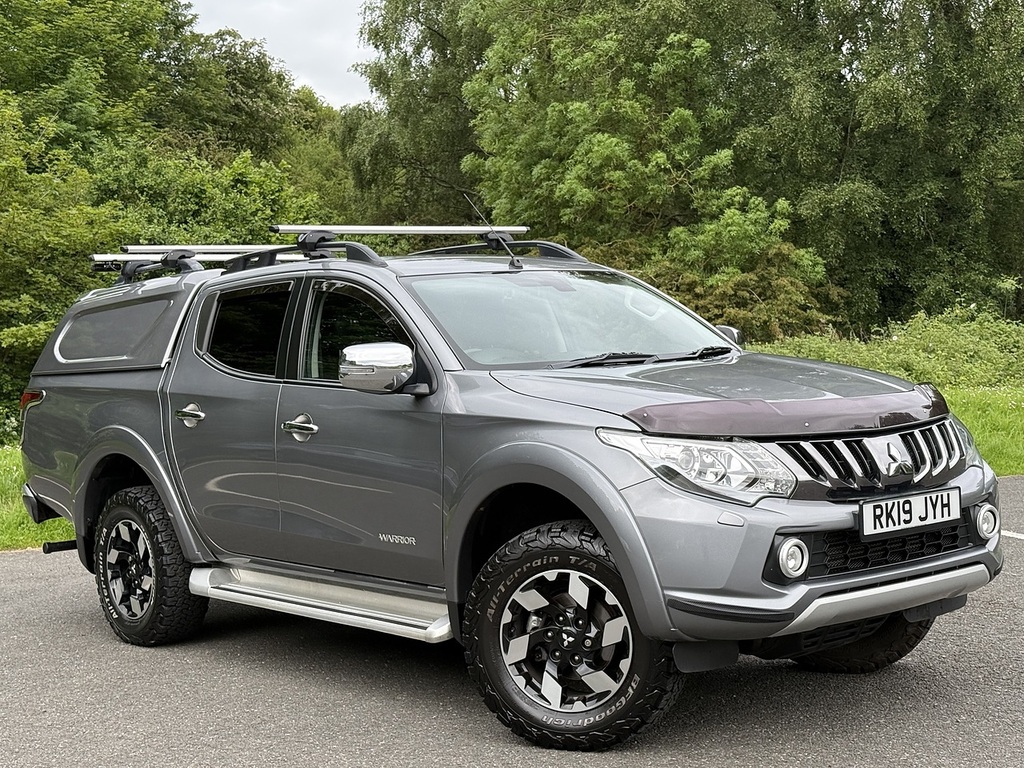 Mitsubishi L200 2.4 Di-d Dc Warrior Pickup Double Cab M Grey
