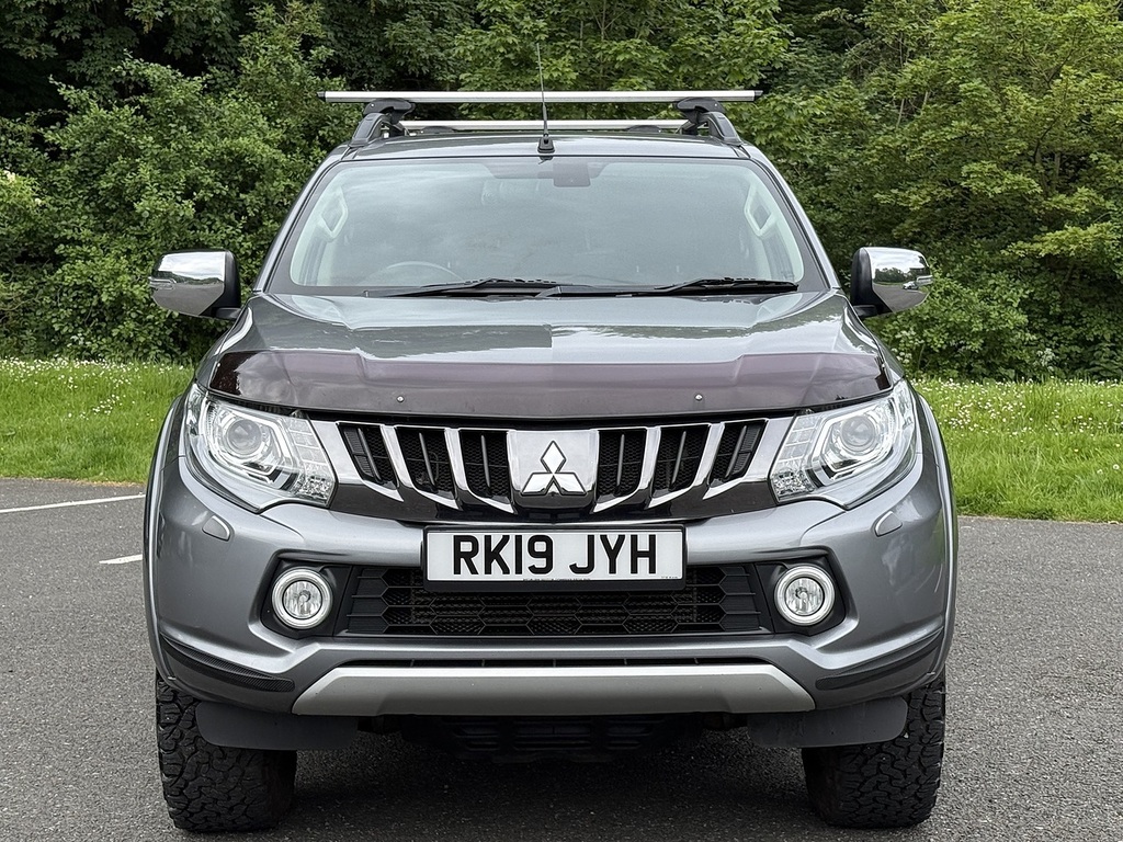 Mitsubishi L200 2.4 Di-d Dc Warrior Pickup Double Cab M J700AGH Grey #6