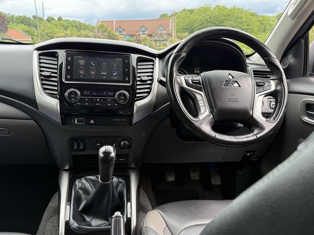 Mitsubishi L200 Barbarian Di-d WN68GGU Grey #2
