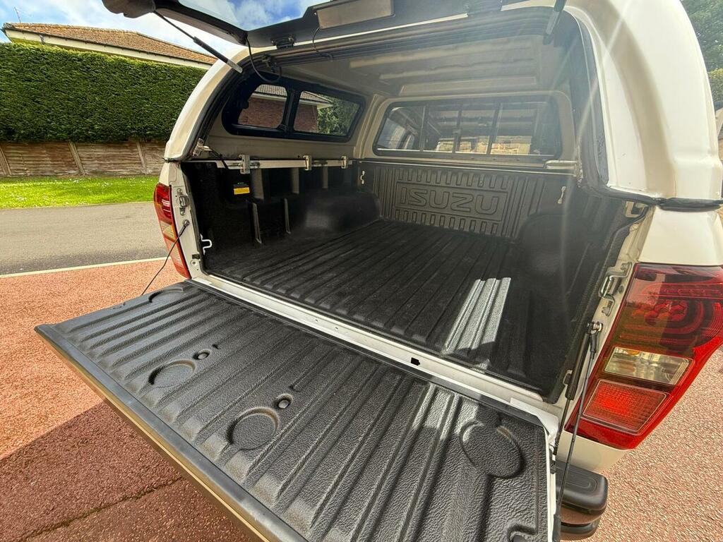 Isuzu D-Max Td Blade Dcb White #7