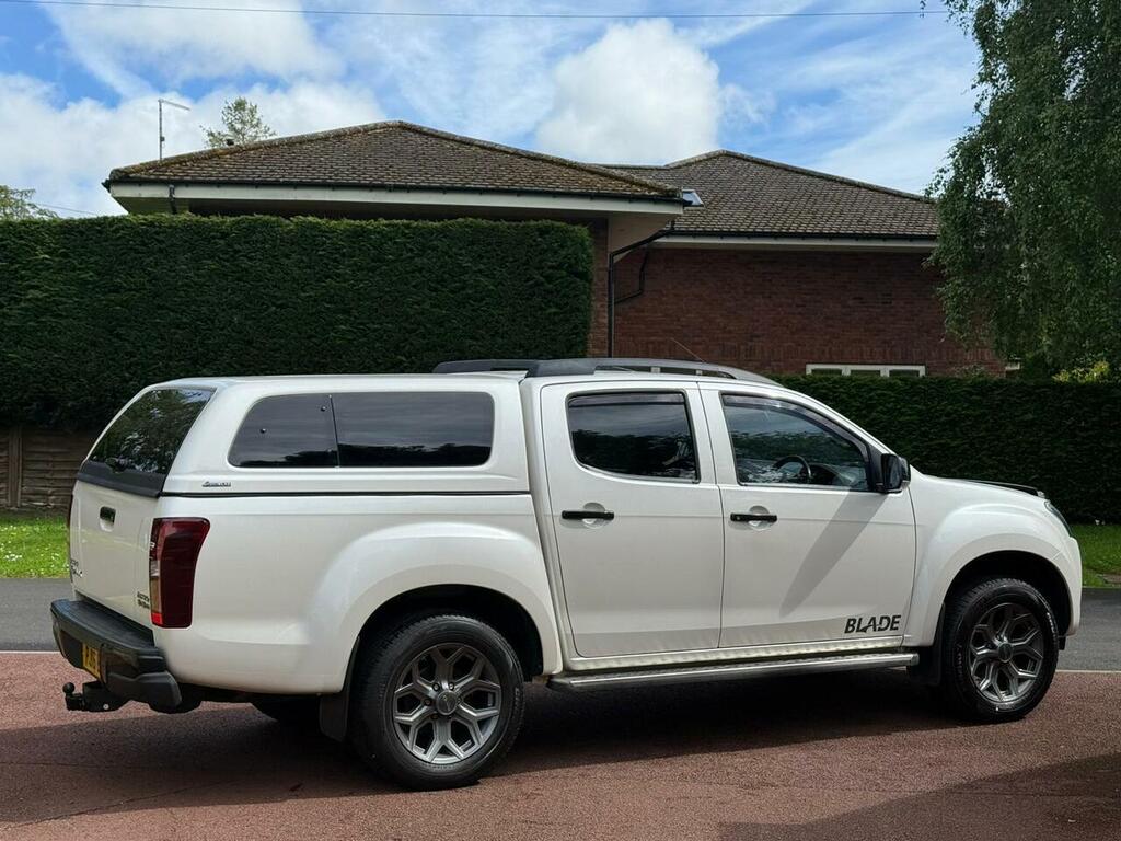 Isuzu D-Max Td Blade White #5