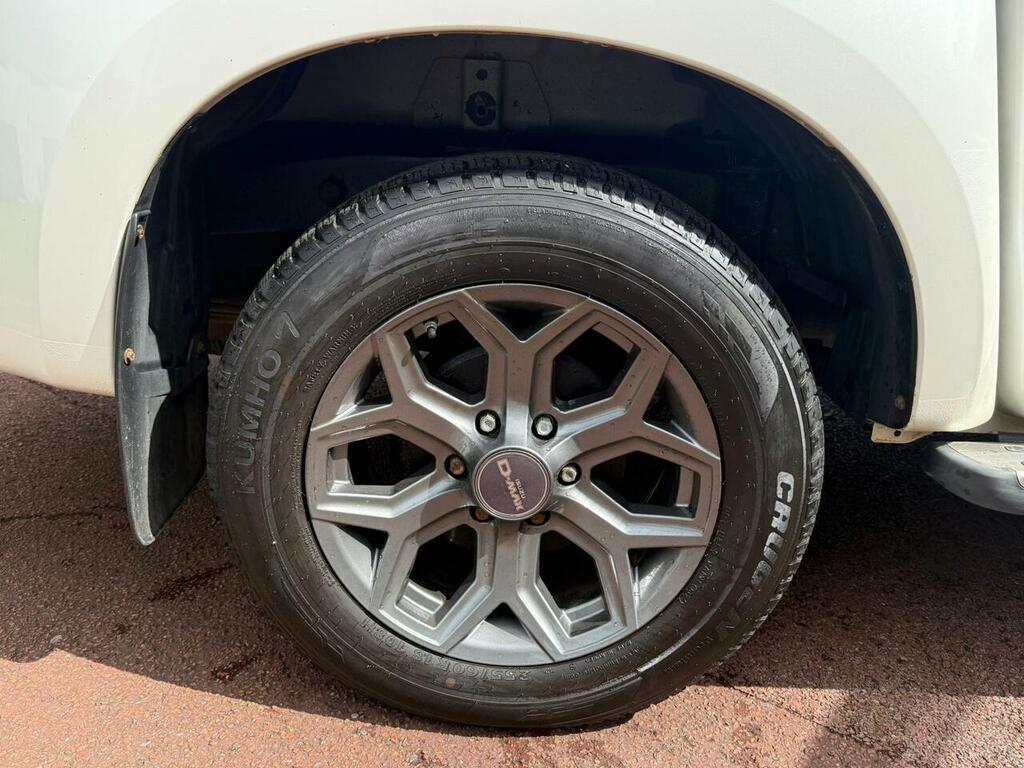 Isuzu D-Max Td Blade Dcb White #9