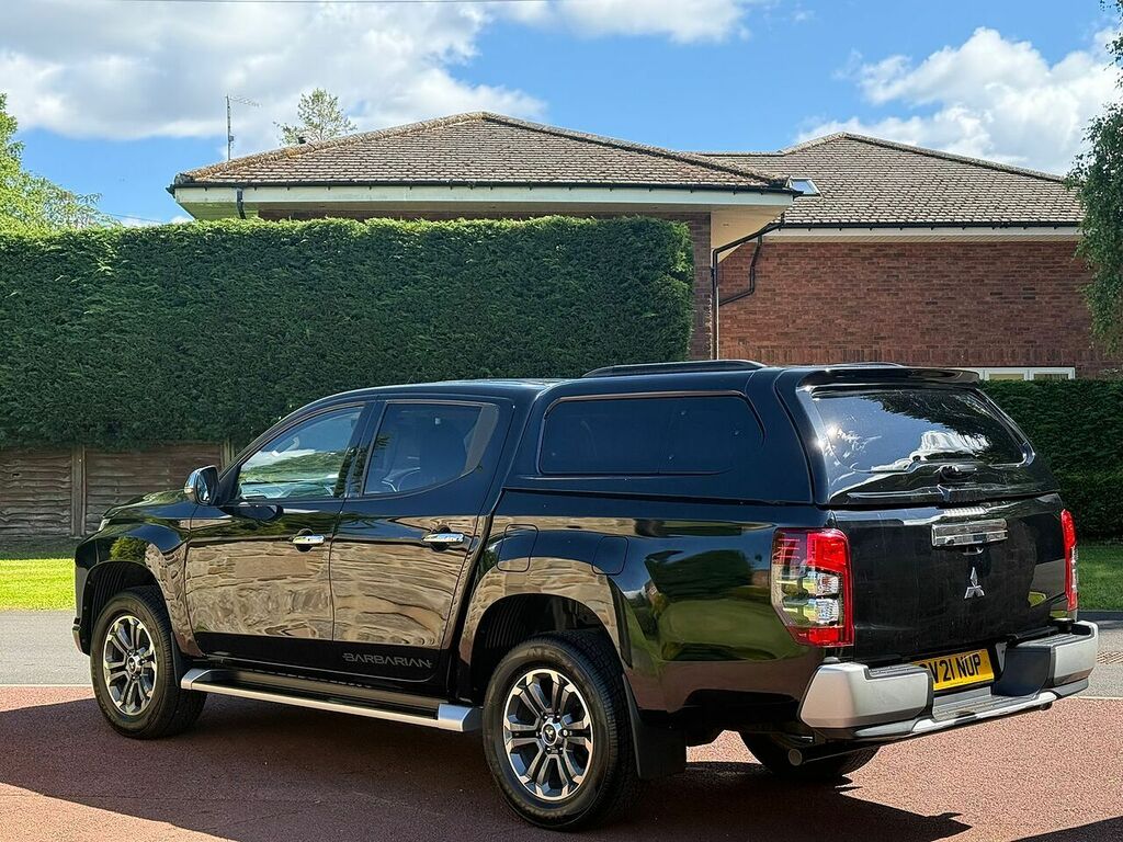 Mitsubishi L200 Di-d Dc Barbarian Black #4