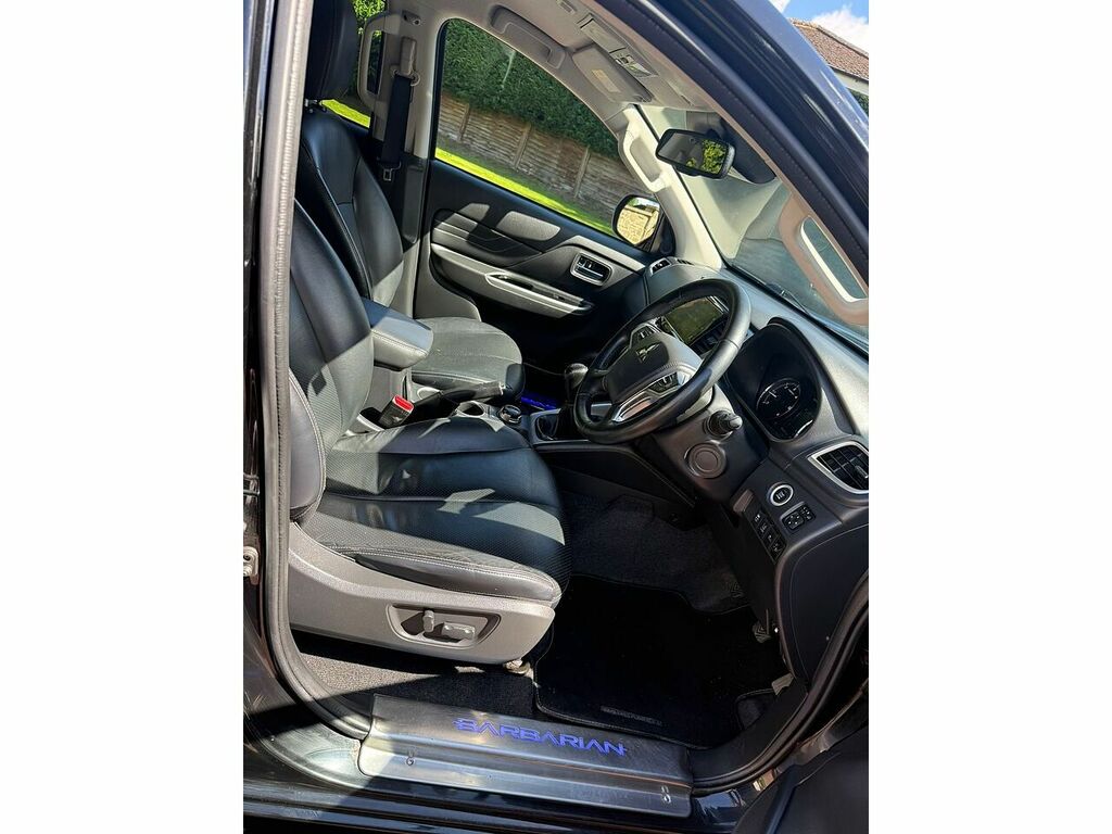Mitsubishi L200 Di-d Dc Barbarian Pickup 2.2 Blue #9