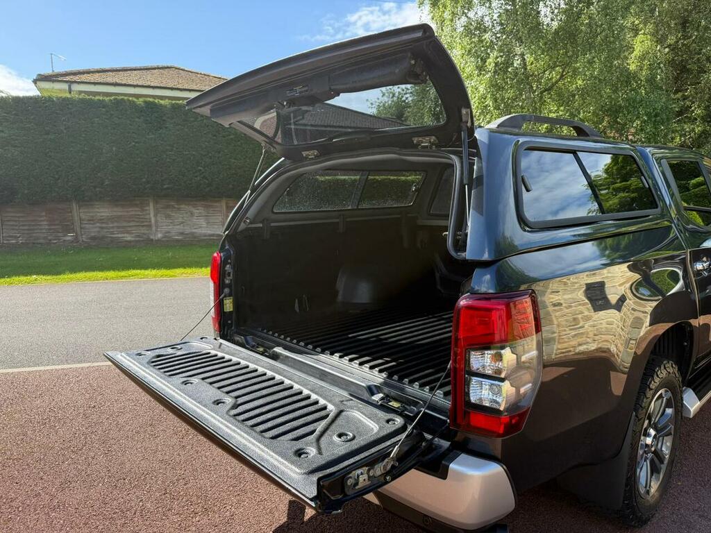 Mitsubishi L200 2.3 L200 Barbarian Silver #9