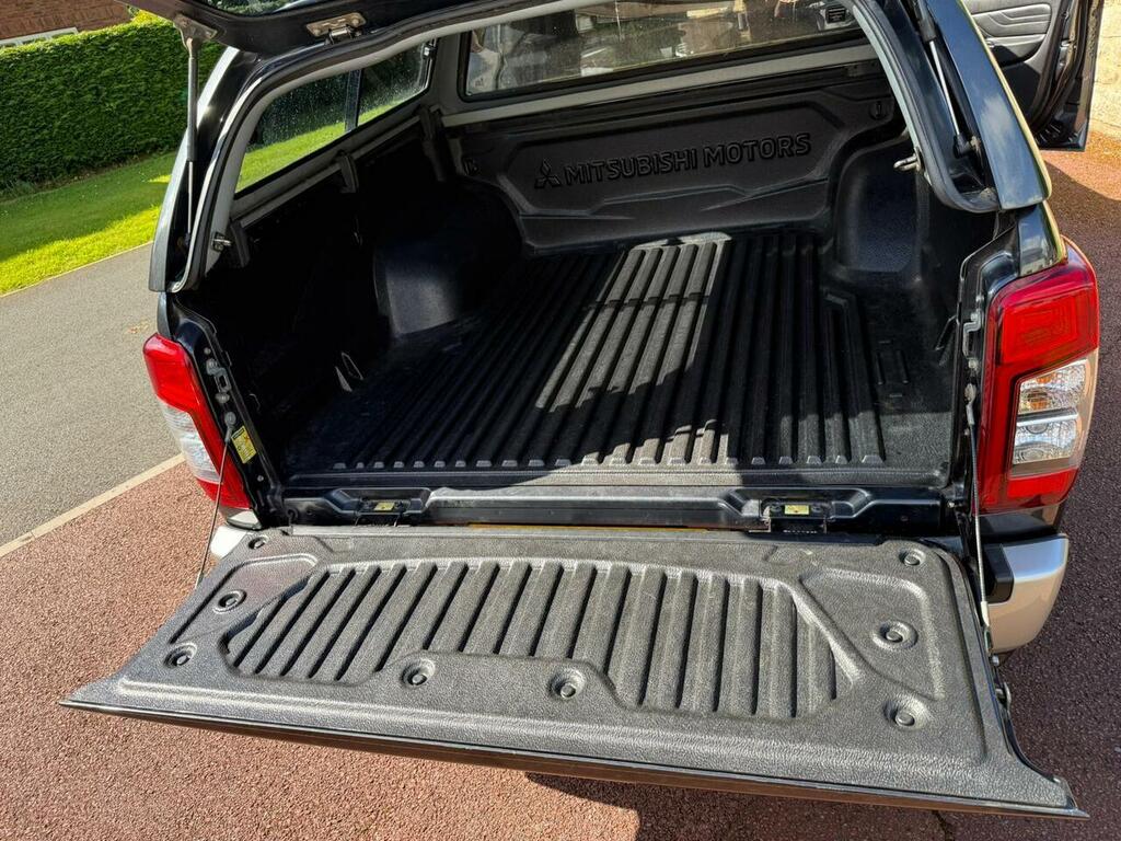 Mitsubishi L200 2.3 L200 Barbarian Silver #8