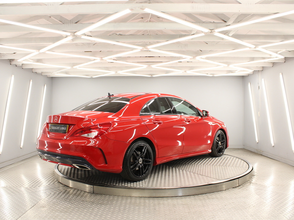 Mercedes-Benz CLA Class Cla 180 Amg Line Edition Red #3