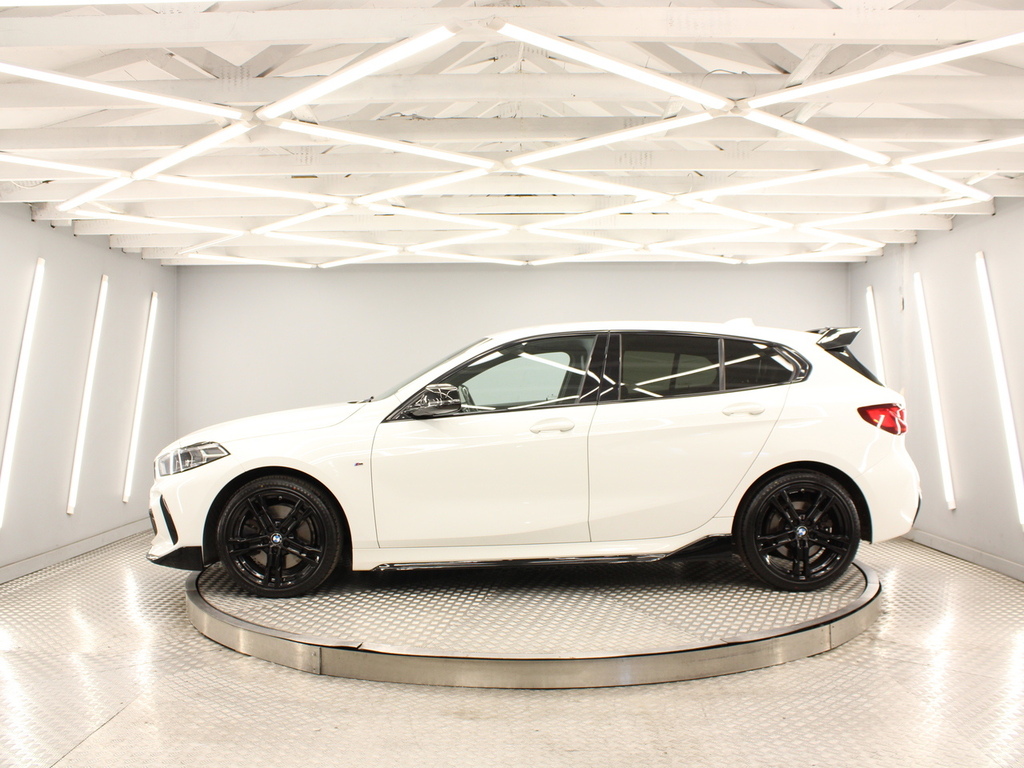 BMW 1 Series Hatchback PO20VOT White #2