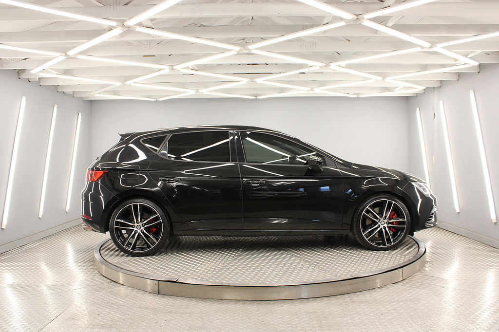 Seat Leon Hatchback RF17YOR Black #2